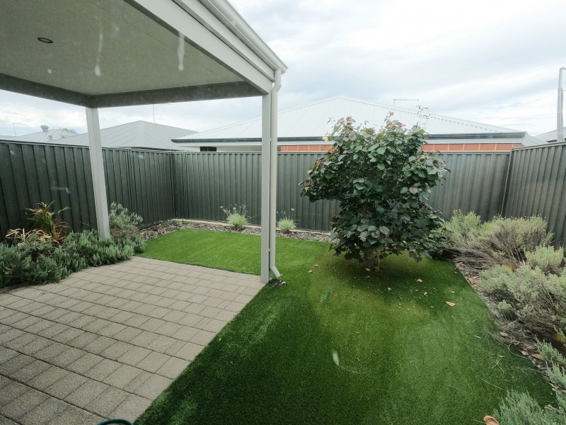 250 Egerton drive, Aveley WA 6069