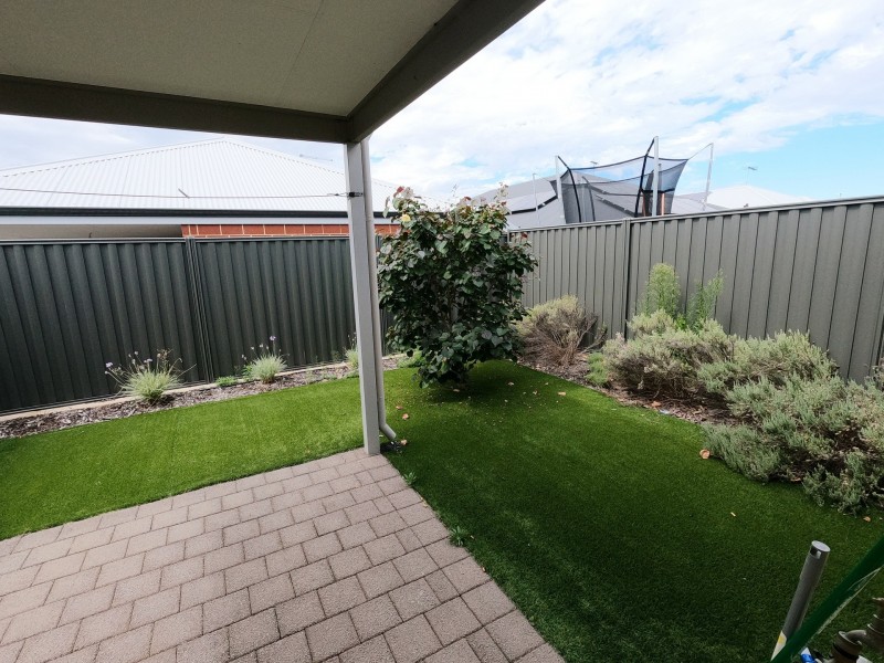 250 Egerton drive, Aveley WA 6069