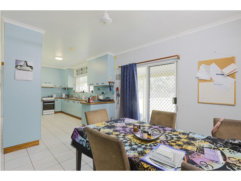 99 Elizabeth Street, Mirani QLD 4754