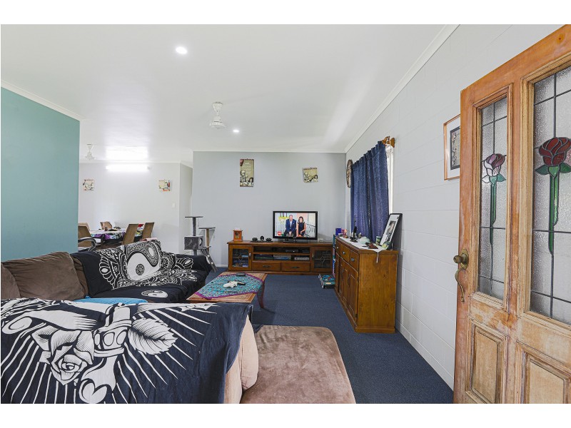 99 Elizabeth Street, Mirani QLD 4754