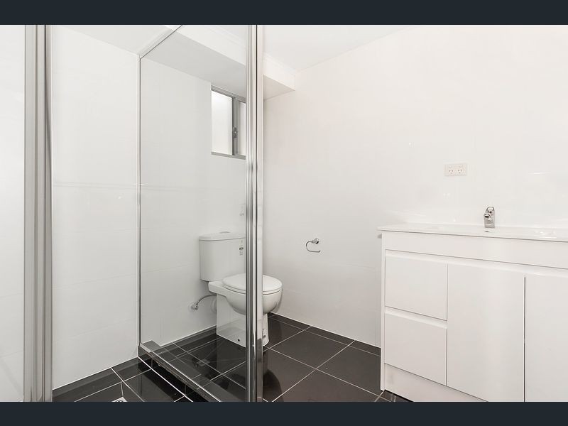 6 ZUHARA ST, Rochedale South QLD 4123