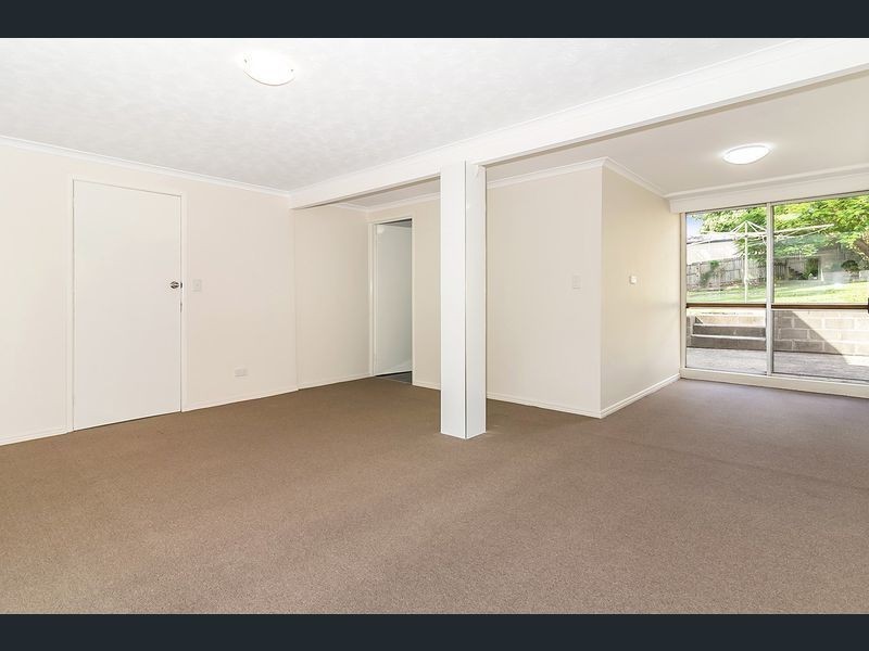 6 ZUHARA ST, Rochedale South QLD 4123