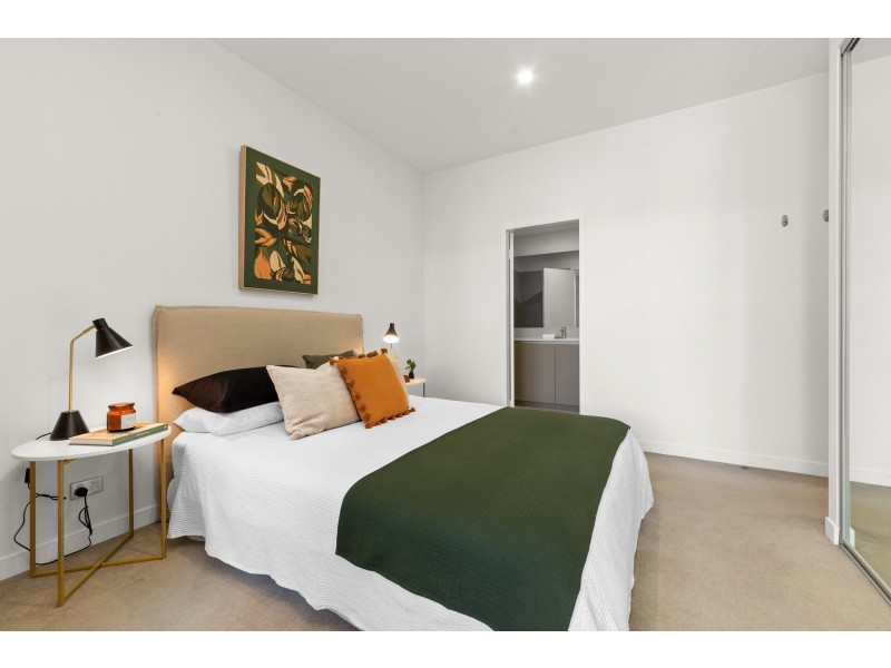 2/8 Hawksburn Road, Rivervale WA 6103