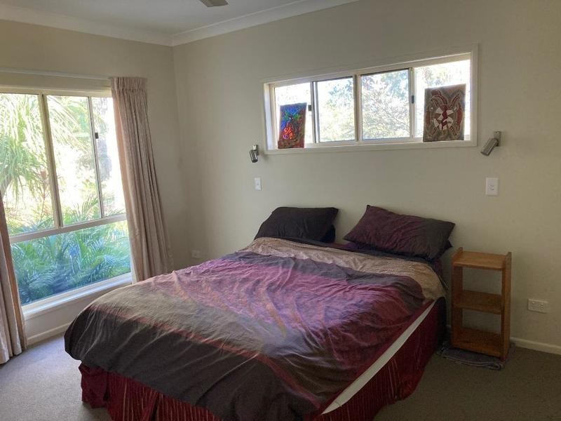 9 Calmwaters Cresent, Macleay Island QLD 4184