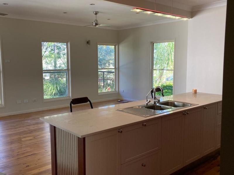 9 Calmwaters Cresent, Macleay Island QLD 4184