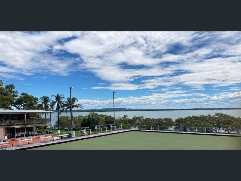 9 Calmwaters Cresent, Macleay Island QLD 4184