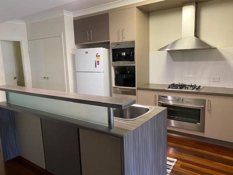 11 Paddington Terrace, Douglas QLD 4814