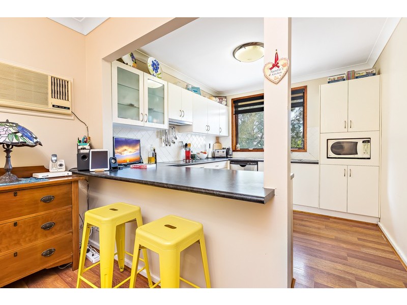 10/17 Campbell Street, Warners Bay NSW 2282