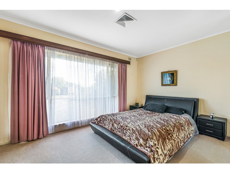 12 Graham Street, Para Hills SA 5096