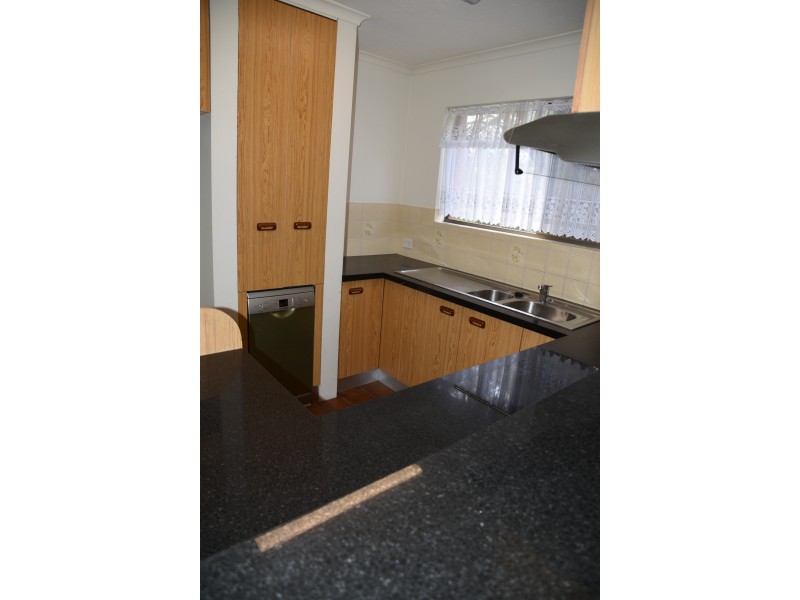 3/28 Lake St, Yeronga QLD 4104