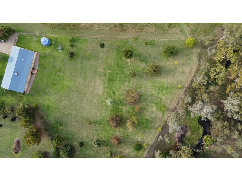 20 Petticoat Lane, Young NSW 2594