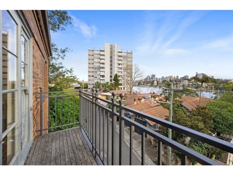 2/2A Wallaringa Avenue, Kurraba Point NSW 2089