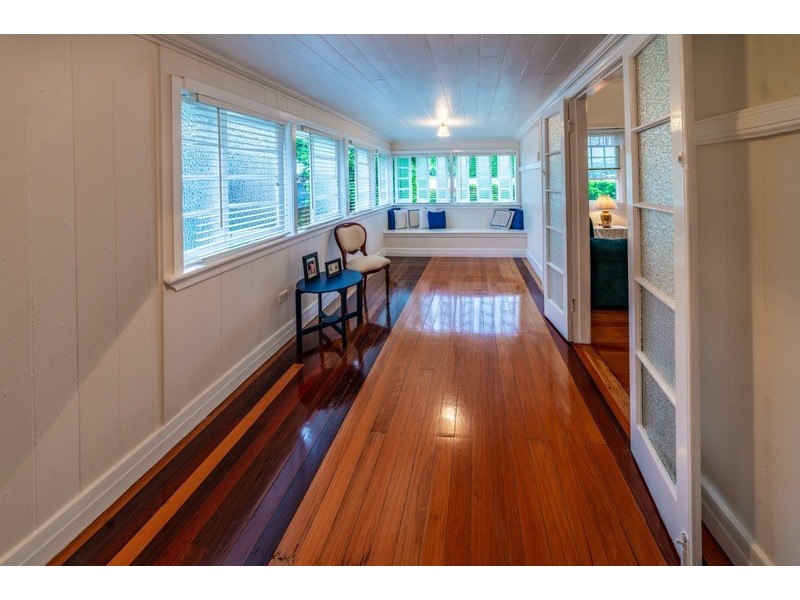 107 Colburn Ave, Victoria Point QLD 4165