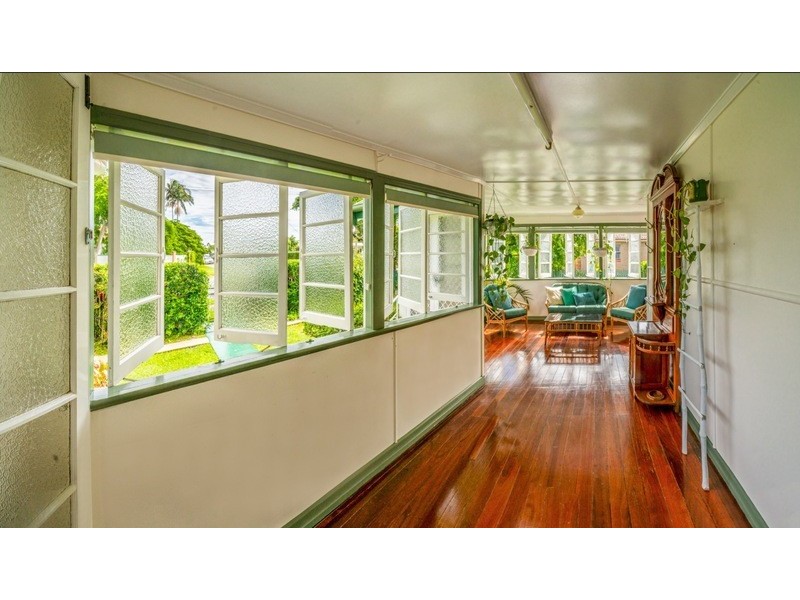 107 Colburn Ave, Victoria Point QLD 4165