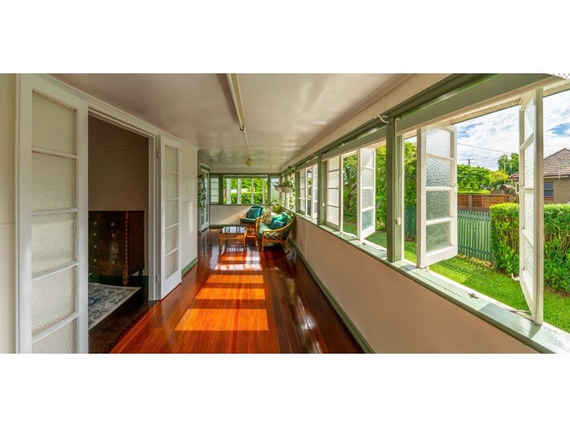 107 Colburn Ave, Victoria Point QLD 4165