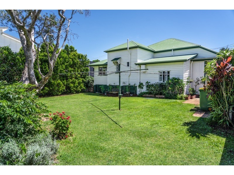 107 Colburn Ave, Victoria Point QLD 4165