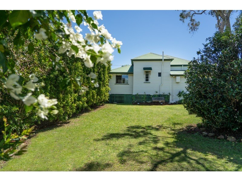 107 Colburn Ave, Victoria Point QLD 4165