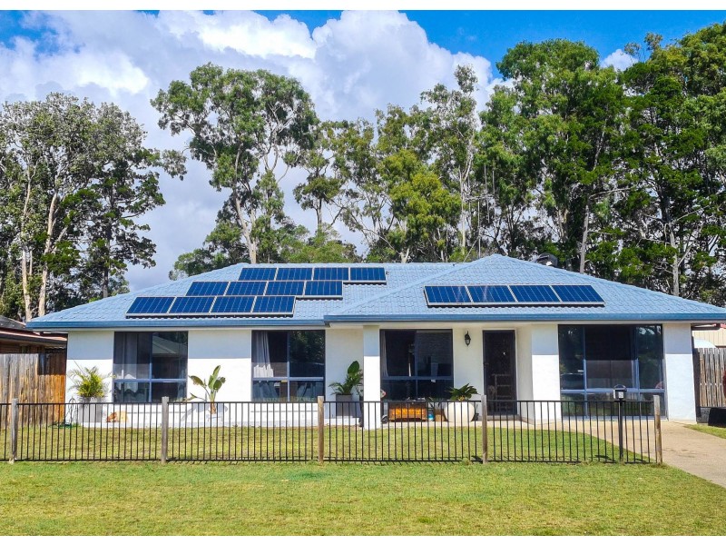 8 Tree View Road, Toogoom QLD 4655