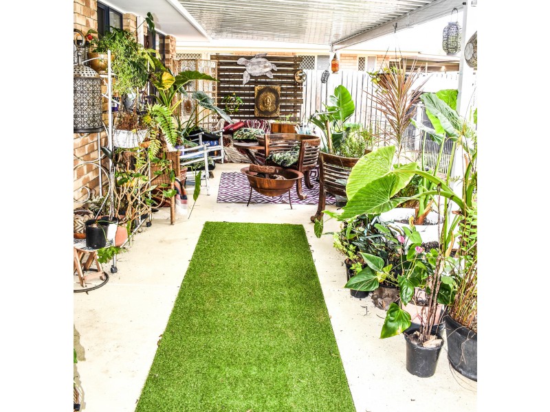 8 Tree View Road, Toogoom QLD 4655