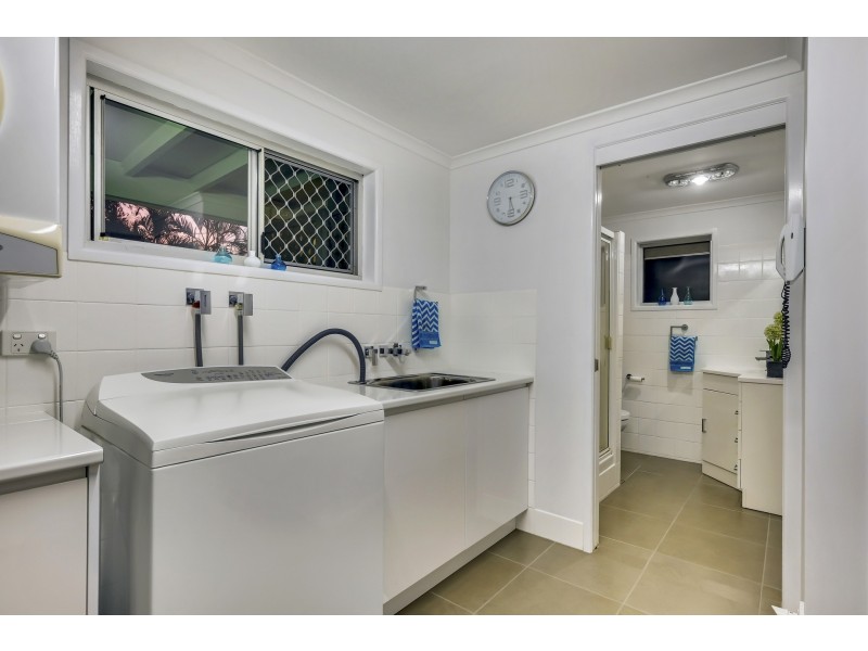 29 Molesworth Street, Seventeen Mile Rocks QLD 4073