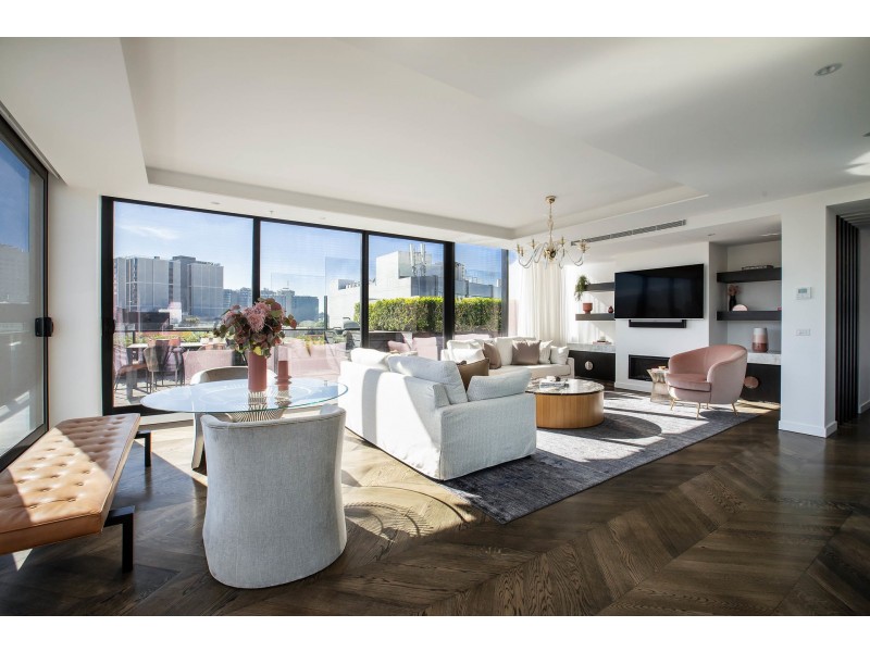 801/74 Eastern Road, South Melbourne VIC 3205