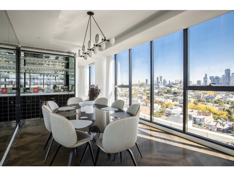 801/74 Eastern Road, South Melbourne VIC 3205