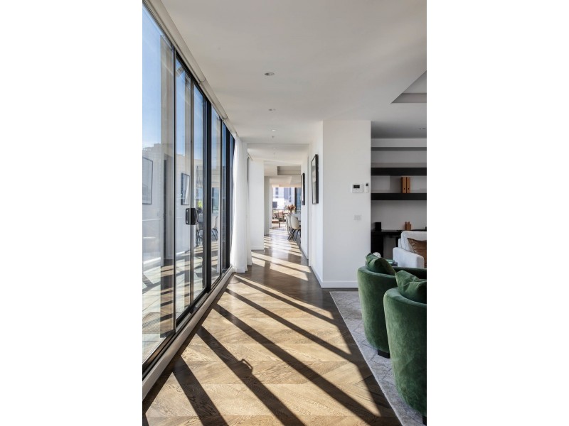 801/74 Eastern Road, South Melbourne VIC 3205