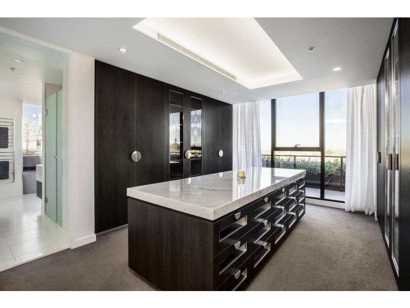 801/74 Eastern Road, South Melbourne VIC 3205