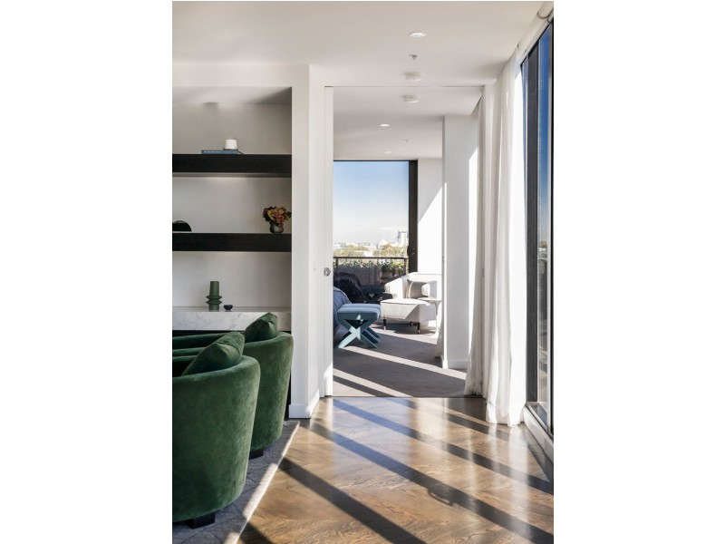 801/74 Eastern Road, South Melbourne VIC 3205