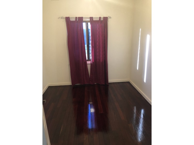 31 Manolas Way, Girrawheen WA 6064