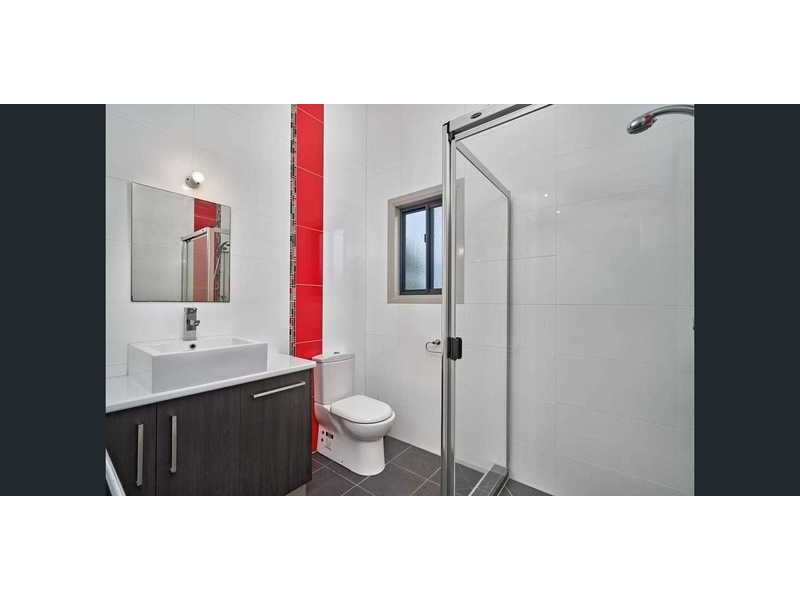 17 Kowinka Street, White Rock QLD 4868