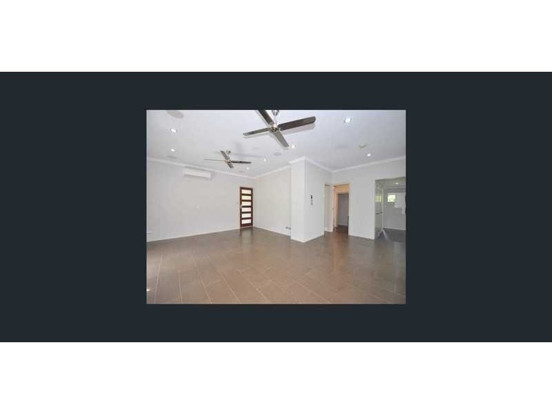 17 Kowinka Street, White Rock QLD 4868
