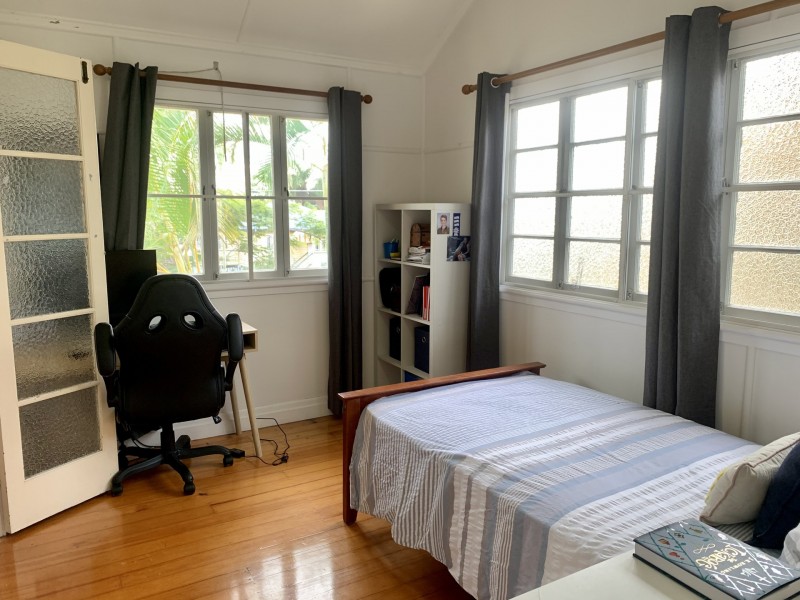 26 Deloraine street, Wavell Heights QLD 4012