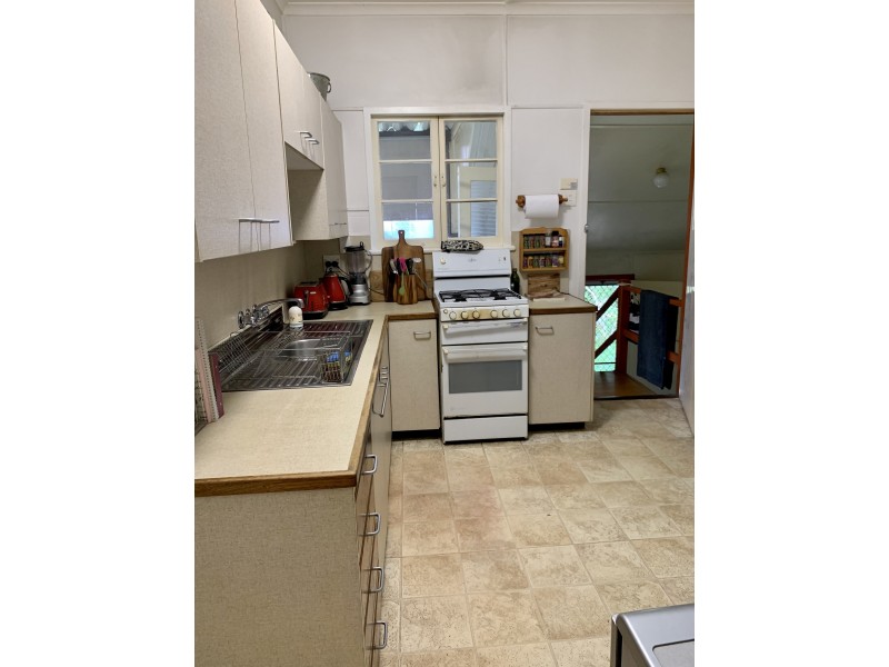 26 Deloraine street, Wavell Heights QLD 4012