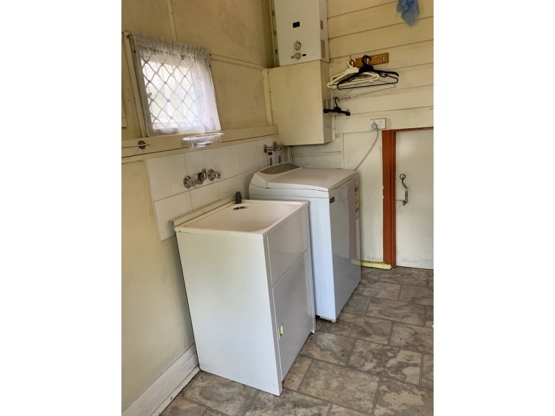 26 Deloraine street, Wavell Heights QLD 4012