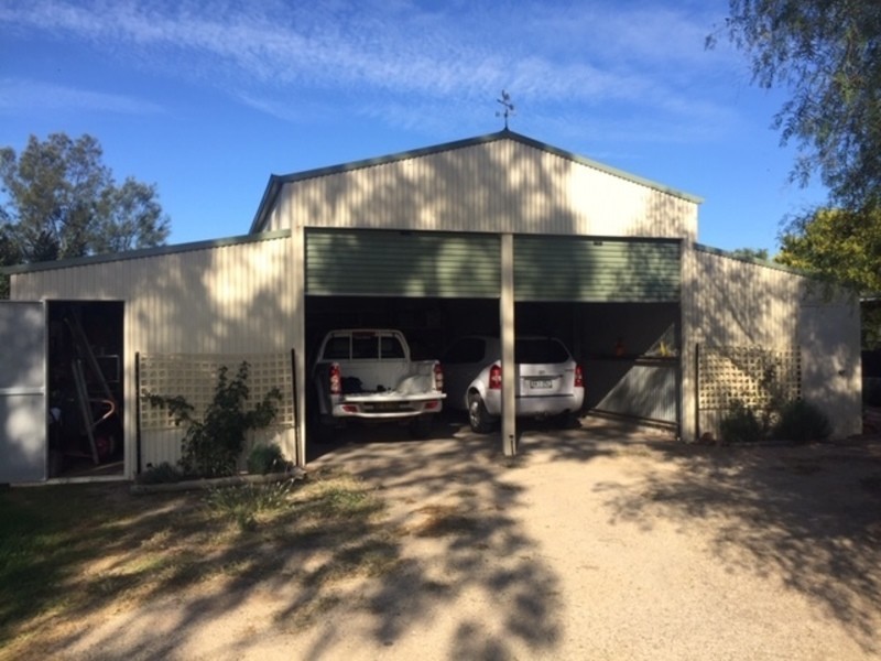 34-36 East street, Gooloogong NSW 2805