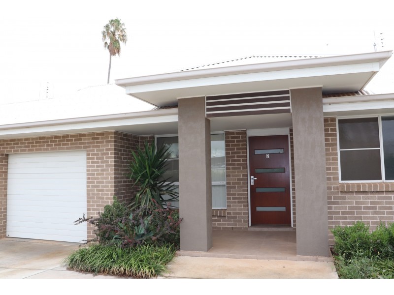 2/91 Hill Street, Parkes NSW 2870