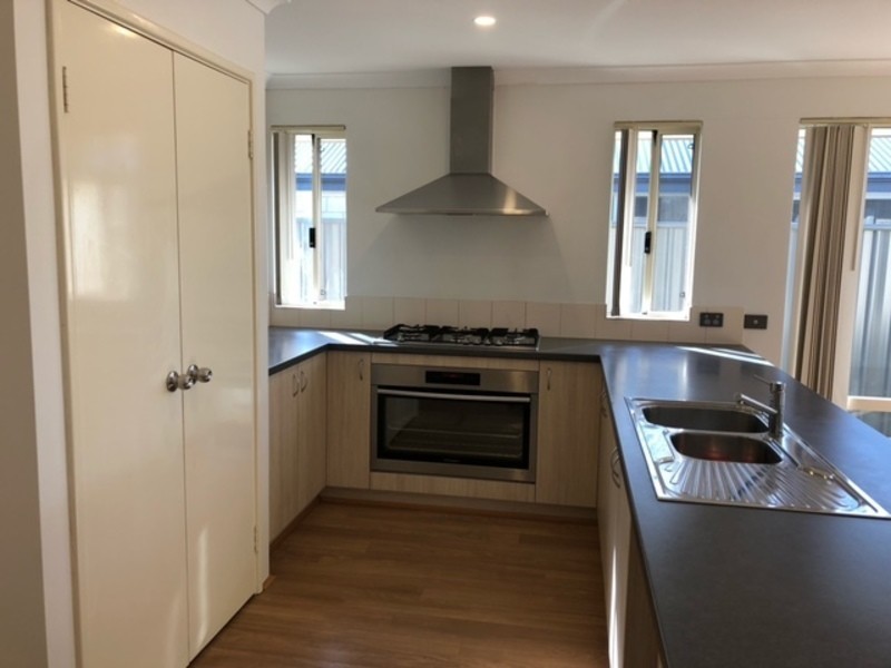 23 Cuddlepie Turn, Banksia Grove WA 6031