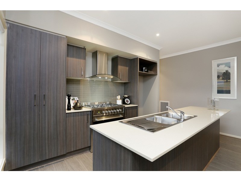 Lot 1009 Gecko Crescent, Clyde North VIC 3978