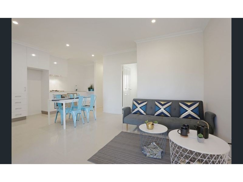 8/130 SYDENHAM STREET, Kewdale WA 6105