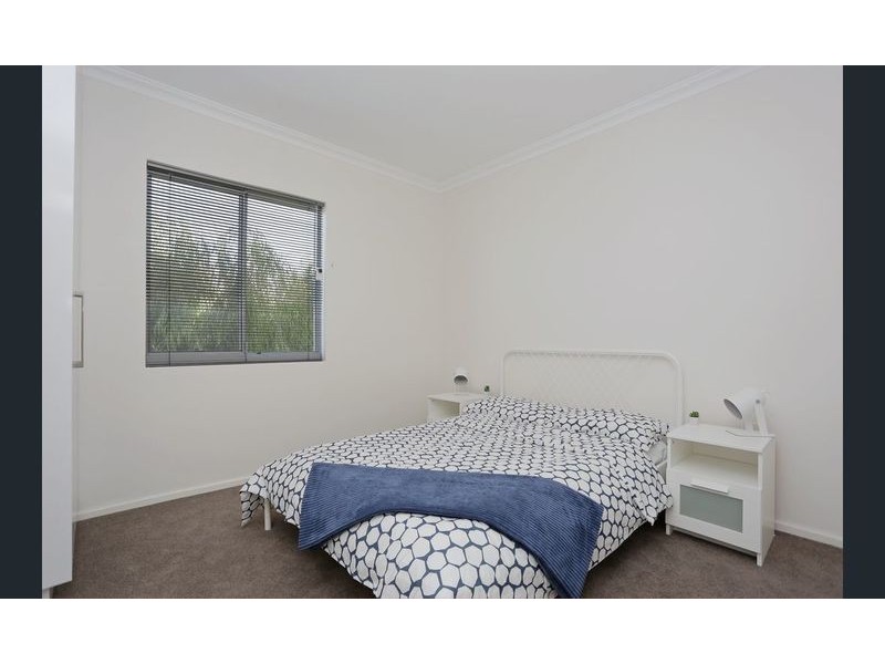 8/130 SYDENHAM STREET, Kewdale WA 6105