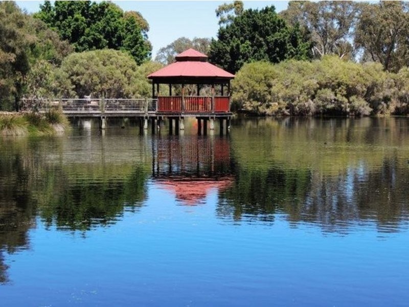 8/130 SYDENHAM STREET, Kewdale WA 6105