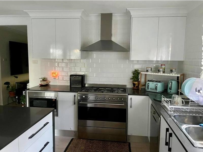 65 Delia Avenue, Budgewoi NSW 2262