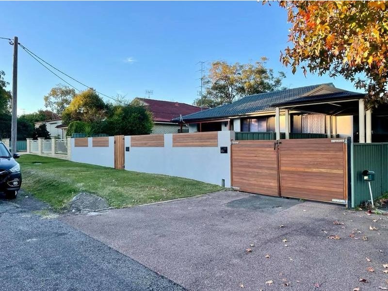 65 Delia Avenue, Budgewoi NSW 2262