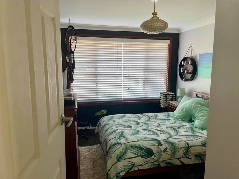 65 Delia Avenue, Budgewoi NSW 2262