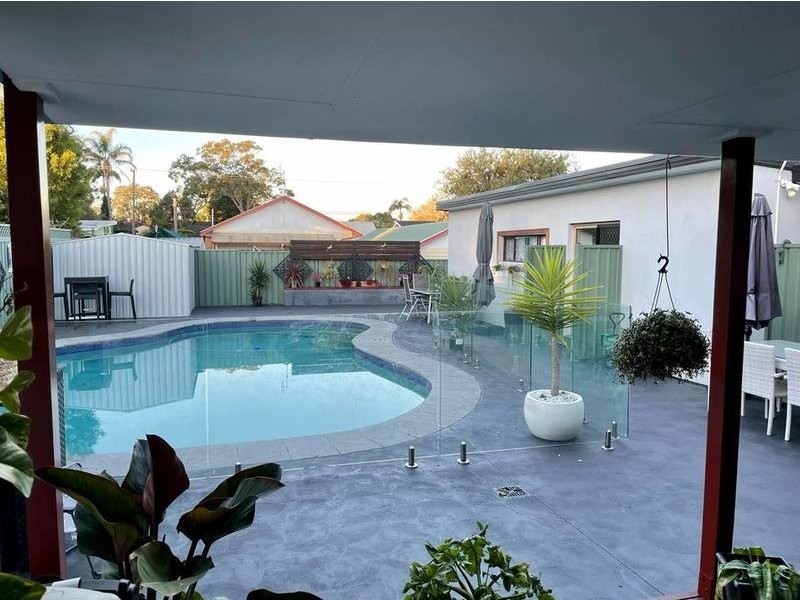 65 Delia Avenue, Budgewoi NSW 2262