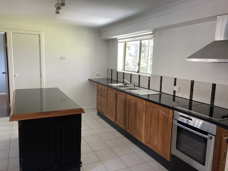 13 Gordon St, Woolgoolga NSW 2456