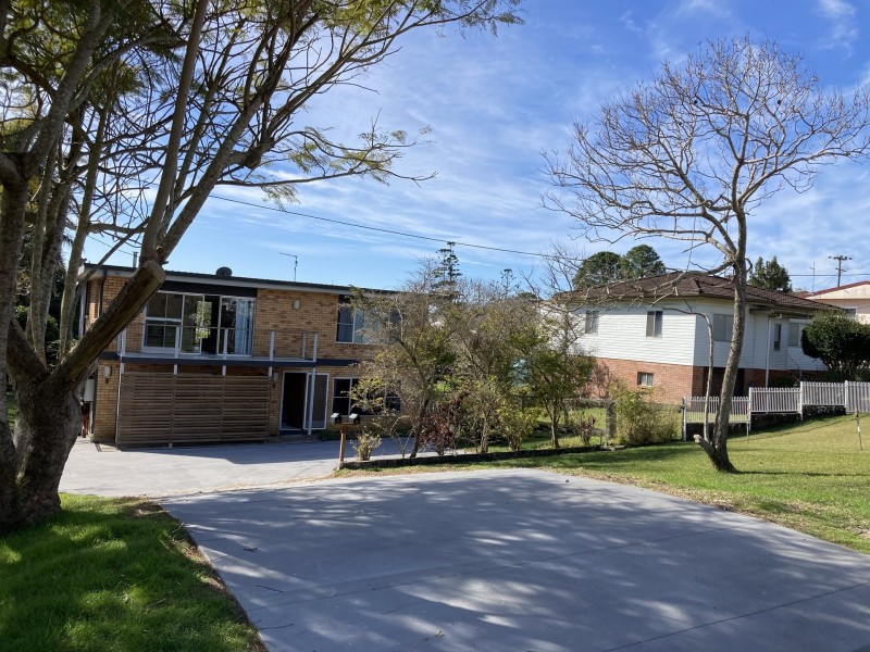 13 Gordon St, Woolgoolga NSW 2456