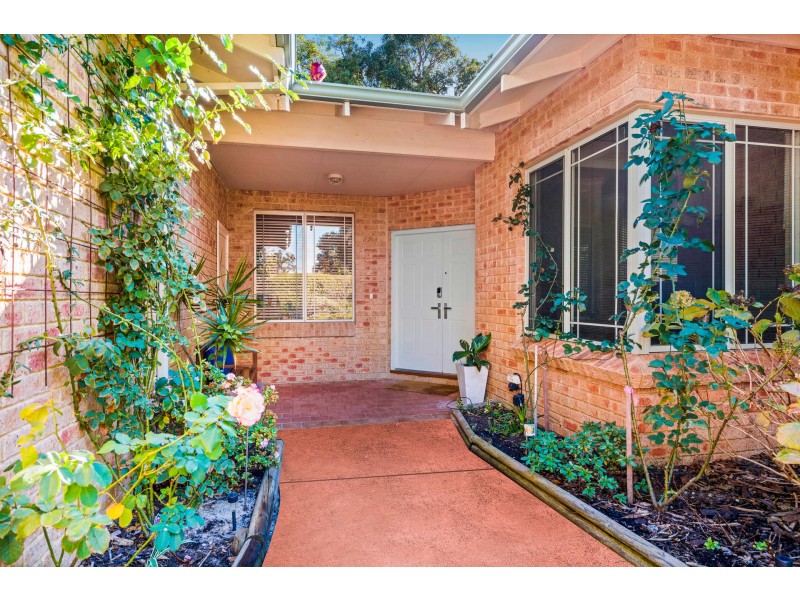 11 Lund Court, Roleystone WA 6111