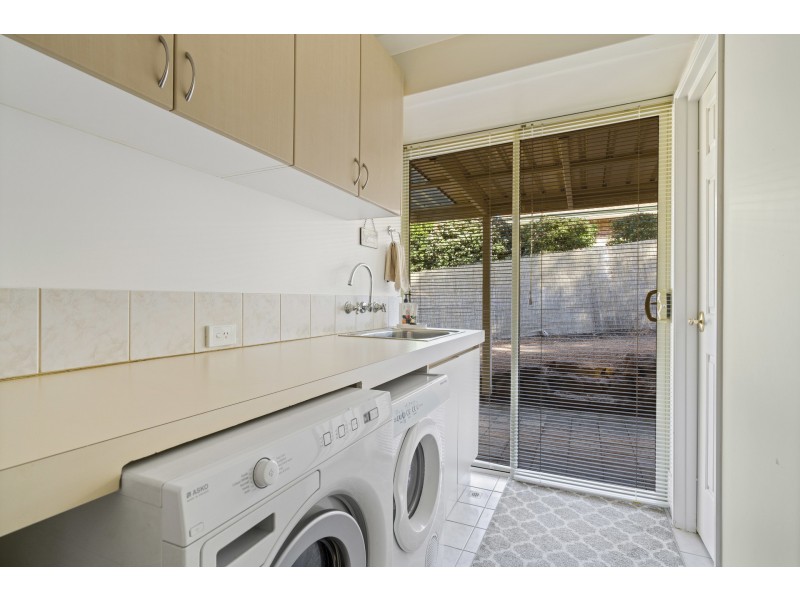 11 Lund Court, Roleystone WA 6111